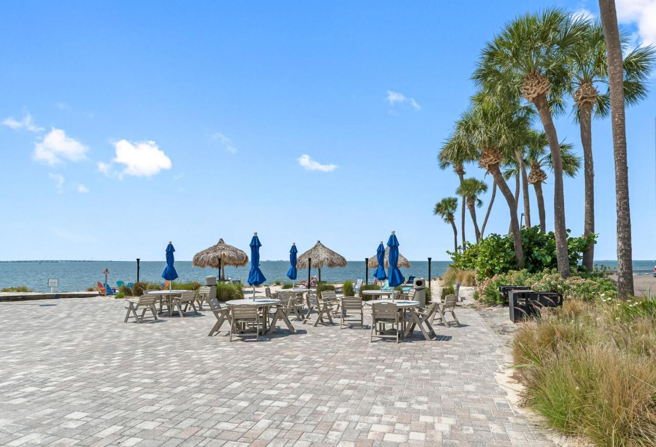 Paradise Sailport *
